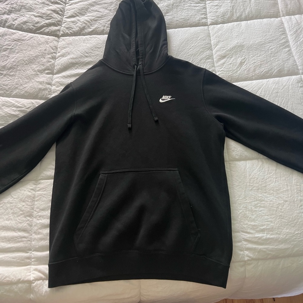 Women’s Nike sweatshirt